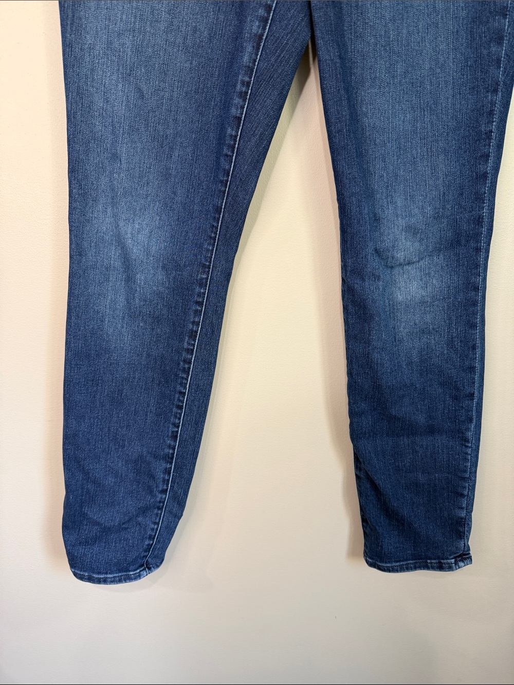Athleta Women's Dark Indigo Skinny Jeans 8 - Picture 3 of 7